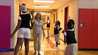Wade Park students give teachers warm welcome back before school year begins