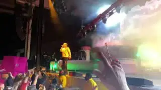&ldquo;Smoke & Drive&rdquo; MIKE POSNER COVER LIVE by MGK at VACU LIVE in Richmond, VA on 10/28/21