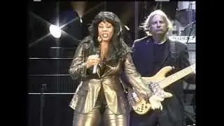 DONNA SUMMER She Works Hard For The Money  2008 LiVe