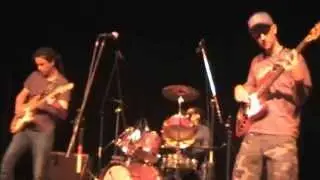 Black marshall/ Dubtown band in frans