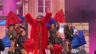 Rock DJ - Robbie Williams - Royal Crescent, Bath, UK, June 13, 2025