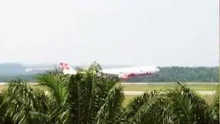 Airasia X Airbus A330-300 9M-XXA 9M-XAA D7 207/507 Landing KUL WMKK Kuala Lumpur