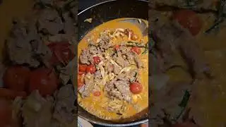 Grandma's recipe for beef panang curry, a recipe that husbands love and adore 😂😂 #makingpanang #t...