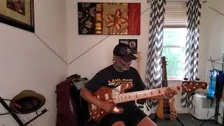 The almost perfect Jazz bass..LBJ6 (Lowend Custom 6)
