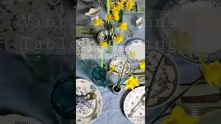 Vintage dinner table setting #vintagetablescapeideas #vintagetabledecor #tablesettingideas #dinner