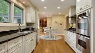 Northshore Real Estate - 1910 Phillips Ave. - Northbrook, IL