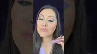 This Lawless Beauty lip plumping gloss is so good. Have you tried it? #lawlessbeauty #lipcombo #lip