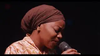 ALLÉLUIA HOSANNA Maman Clarisse TSHIYAMBA