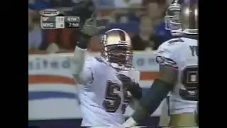 1st and 10, Qb Kerry Collins gets sacked by Jamie Winborn. Throwback 2002 Week 1 TNF🌃 49ers @ Giants