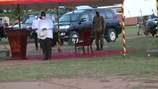 H.E PRESIDENT MUSEVENI HONOURS LANGO ANTHEM IN OKWANG,OYUKE DISTRICT.