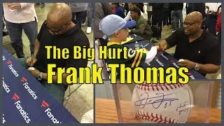 Frank Thomas Signing Autographs At Fanatics Authentic Show | Chicago Sports Spectacular 11/19/16