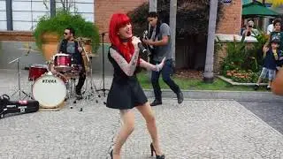 Move Over   Stronger Ao Vivo