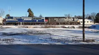 Working Locomotives CSX 552 & LSRC 6452 #train