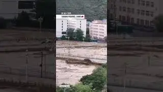 25 July 25 #wuqian, #yanan  City, #shaanxi Province, #china #viral #trending #flood #youtubeshorts