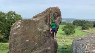 JT Crack VB (f3) - Robin Hood&rsquo;s Stride - Peak District Bouldering