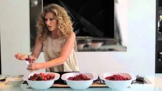 Kelly Hoppen : Kitchen Display