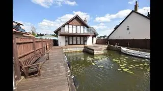 Four Bedroom Detached House in Hoveton