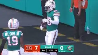 Devon Achane CrAzY 48 YD Touchdown