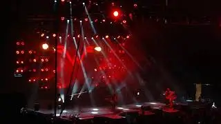 Weezer golden one 4/9/19