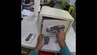 How to change the combination on amsec safe EST1014. #amsec #homesafe #combination #change