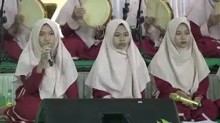 HADZAL QUR'AN -||- COVER SANTRI PUTRI
