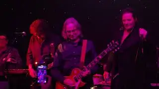 Fortune: Vinyl-Era Classic Rock - @bostonbandofficial2023(tribute with Barry Goudreau) 