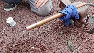 Способ пайки медной трубы под проточной водой.
