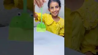 Mini Paper Broom 🧹 DIY #minhwacuties #richelcraft #youtubeshorts #5minutecrafts #mycraft