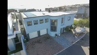 Family Beach House -Calypso Beach- Langebaan