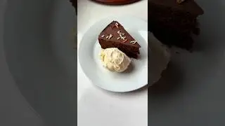 Protein Chocolate Cake | Eating Bird Food #proteincake #chocolatecake #highproteindiet #highprotein