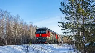 ТЭП70-0528 с пригородным поездом Туринск-Уральский — Егоршино