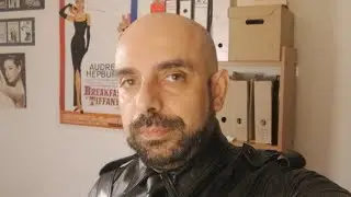 Live stream & chat in gay leather gear