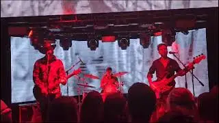 Cuando Pase el Temblor - Soda Vive - Rock En Tu Idioma (Brown Alley Nightclub - Melbourne Australia)
