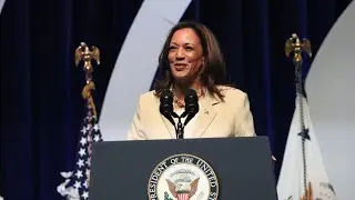 Former Vice President Kamala Harris bringing book tour to downtown Indianapolis