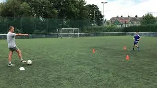 Individual 1-2-1 specific football coaching sessions - How to train players in one to one coaching