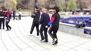 70 Years Old Grandpa&rsquo;s Chinese Folk Shuffle Dance