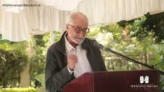 C&eacute;sar Olmos interpreta poema 