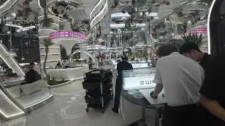 THE CRAZIEST RESTAURANT IN THE WORLD? SHANGHAI CHINA