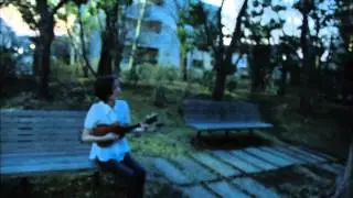 レイニー ブルー (徳永英明) ウクレレ弾き語り カバー　Rainy Blue cover with English description