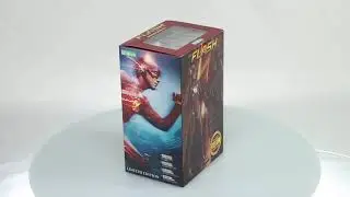 DC Comics The Flash - Tachyon Enhanced Flash Limited Edition (Koto Us Exclusive) ARTFX+ Box Video