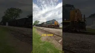 CSX 3156 Leading M521 #csx @CameraBryan #athensalabama #es44ac #horn #trainhorn #trains #train