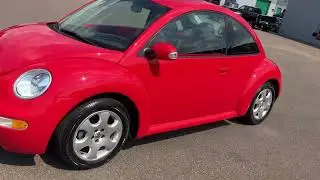 Volkswagen Beetle 2003 года выпуска, 2,0 л, 5-ступенчатая механическая коробка передач, 1 владелец, оригинальный пробег 40 тыс. миль