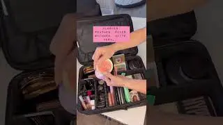 Inside my PRO MAKEUP ARTIST KIT