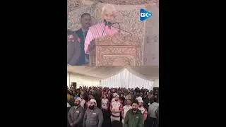 Вице-губернатор поздравляет победителей Кашмирского марафона 2.0