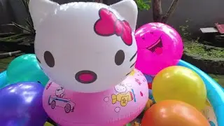 Pop! Colorful Balloons & Surprise Toys!
