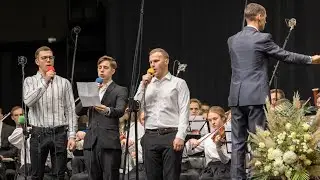 Жде благовісників дорога.