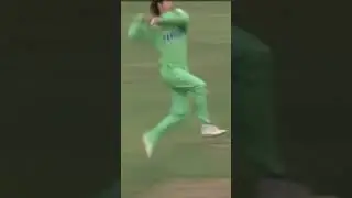 Mohammed Azharuddin classic backfoot drive Imran Khan bowling #cricketreels #cricketshorts #newreels