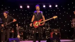 Ozzy bassist & rock songwriter Phil Soussan live in Las Vegas: 