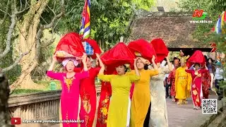 Thực hiện nghi thức Lễ tạ tại Lễ hội Hoa Lư năm 2025