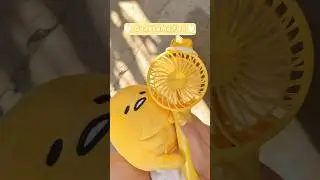 Gudetama Mini Fan on a Hot Summer Day ☀️🍳💛 #sanrio #gudetama #summer